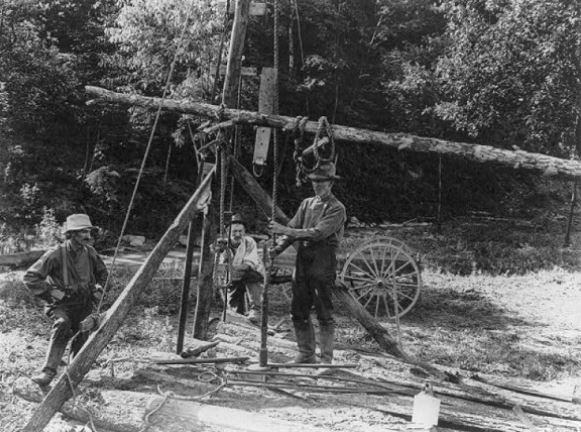 spring pole well, 1924, US Dept Interior photo